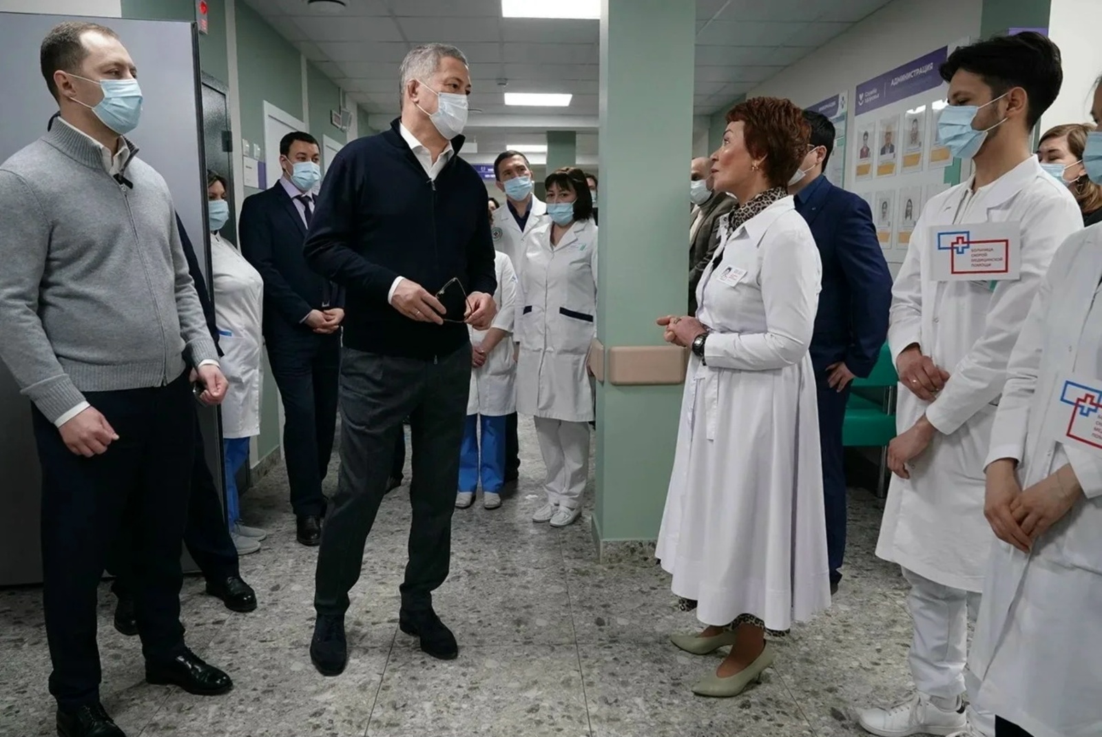 Радий Хабиров посетил отремонтированную поликлинику больницы скорой помощи в Уфе