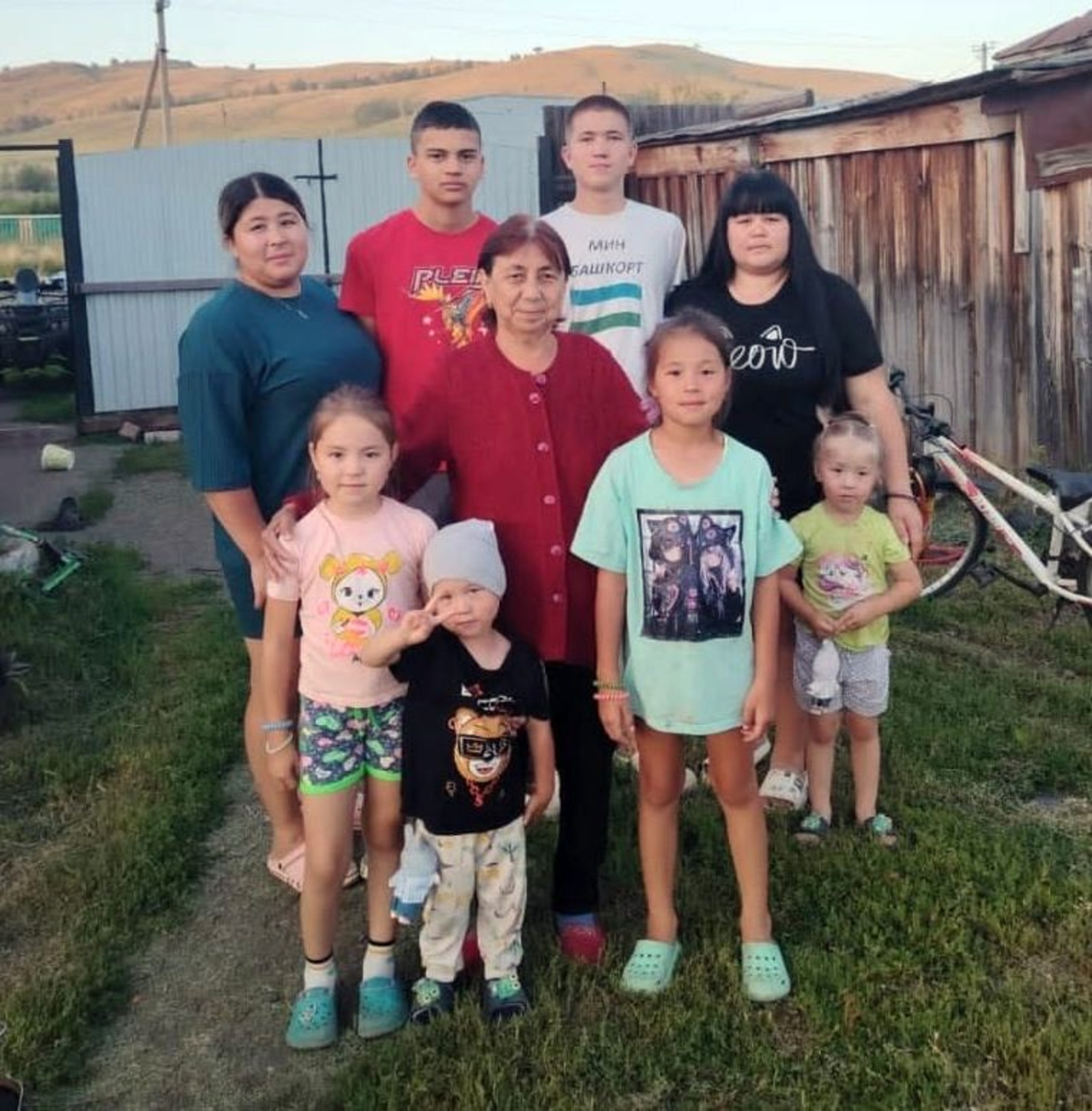 из семейного архива Гузель Хибатуллиной В этой семье для двух девочек жизнь началась вновь.