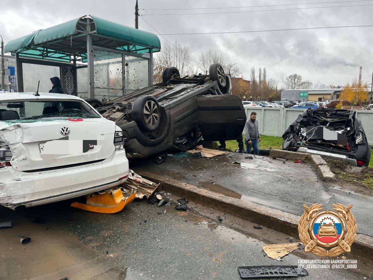 В Уфе два человека погибли в массовом ДТП