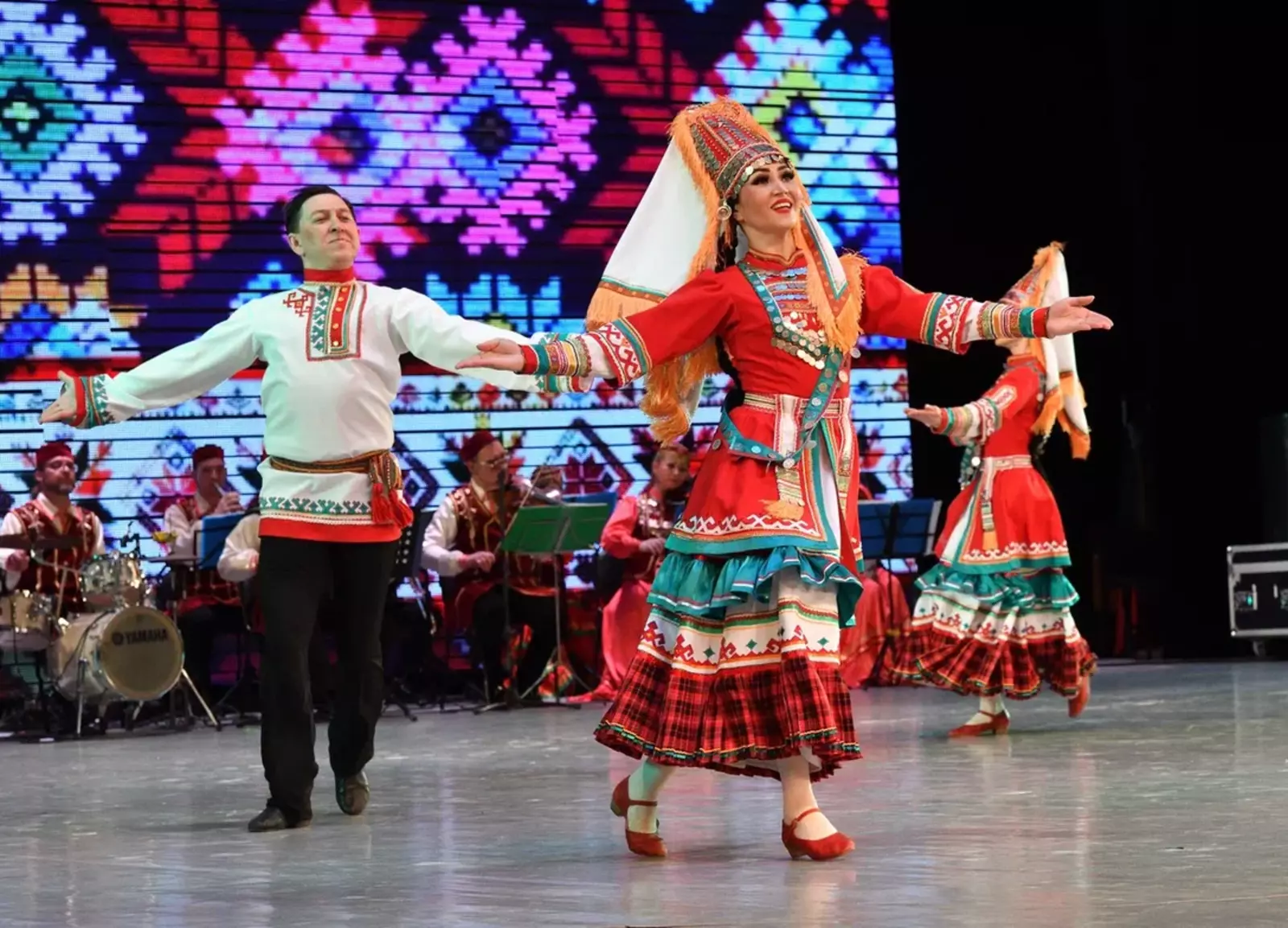 Работникам культуры в селах и малых городах Башкирии выдадут по миллиону рублей
