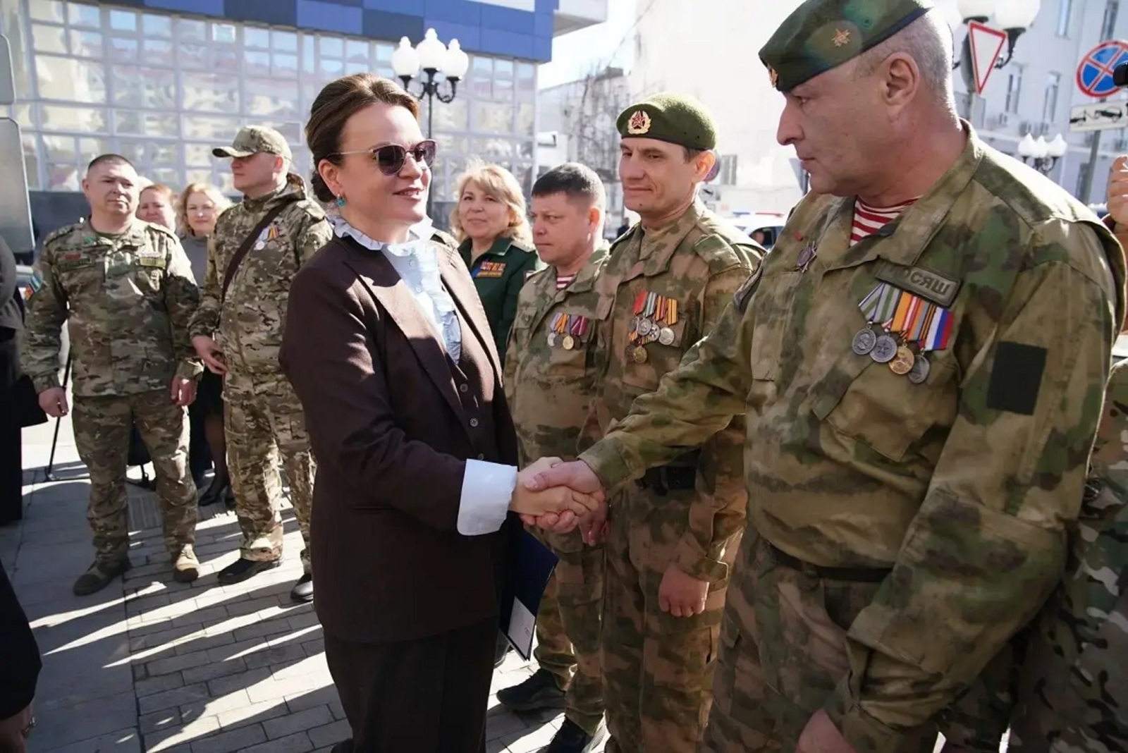 Радий Хабиров встретился с замминистра обороны России Анной Цивилевой