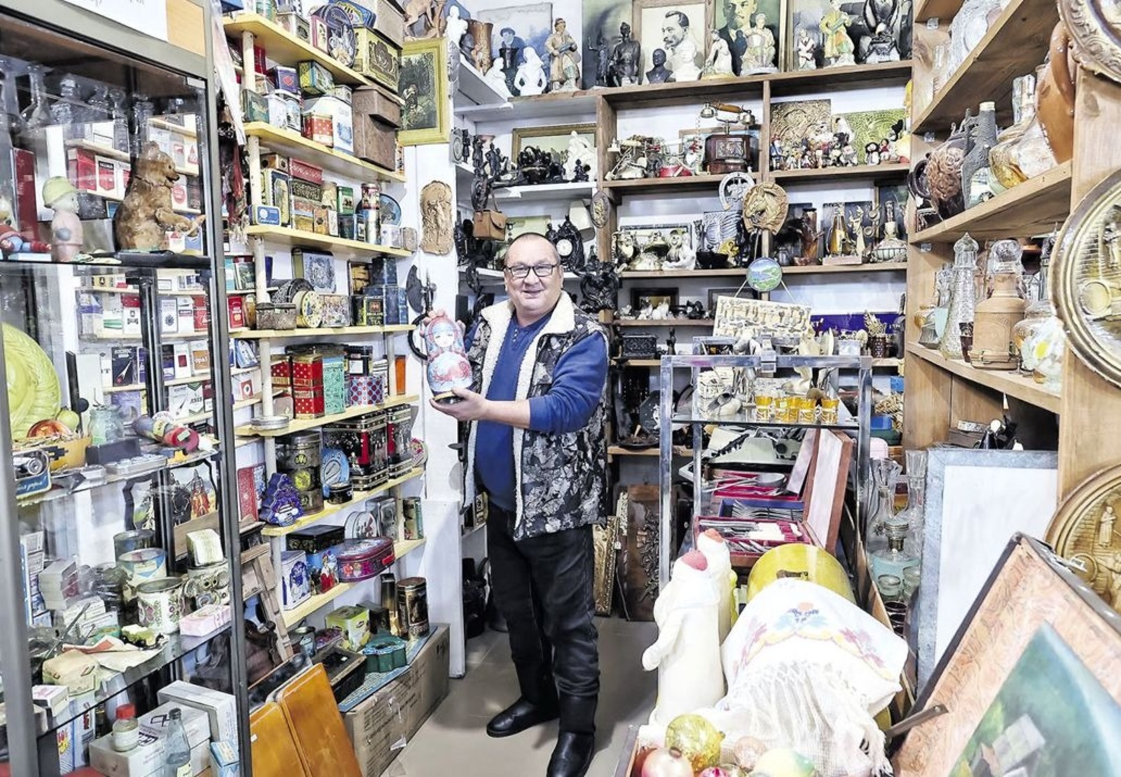 Александр ДАНИЛОВ  Матрешки — еще одна слабость Альберта Харипова.