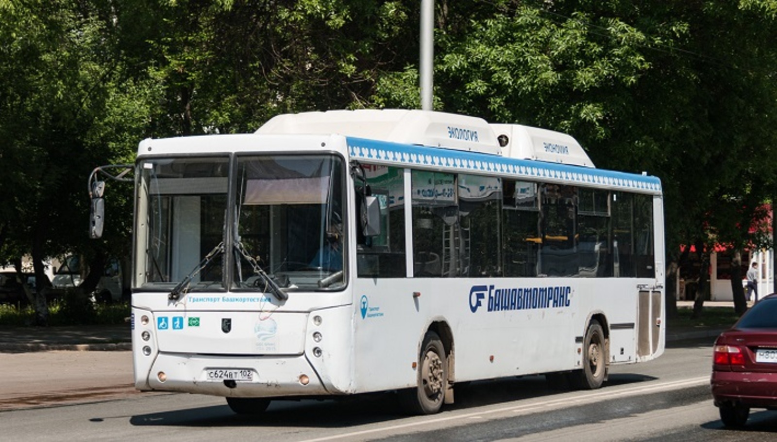 В Уфе 9 мая запустят дополнительные автобусы до кладбищ