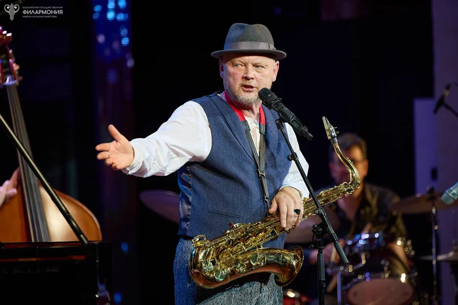 После пятилетнего перерыва в Уфе с триумфом выступил саксофонист Олег Киреев
