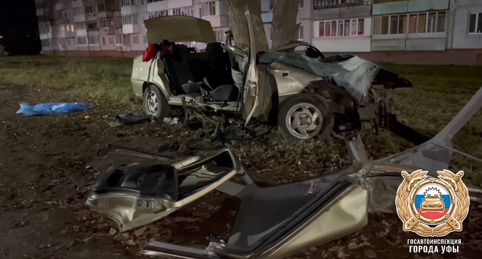 В Уфе подросток за рулём легковушки разбился в ДТП