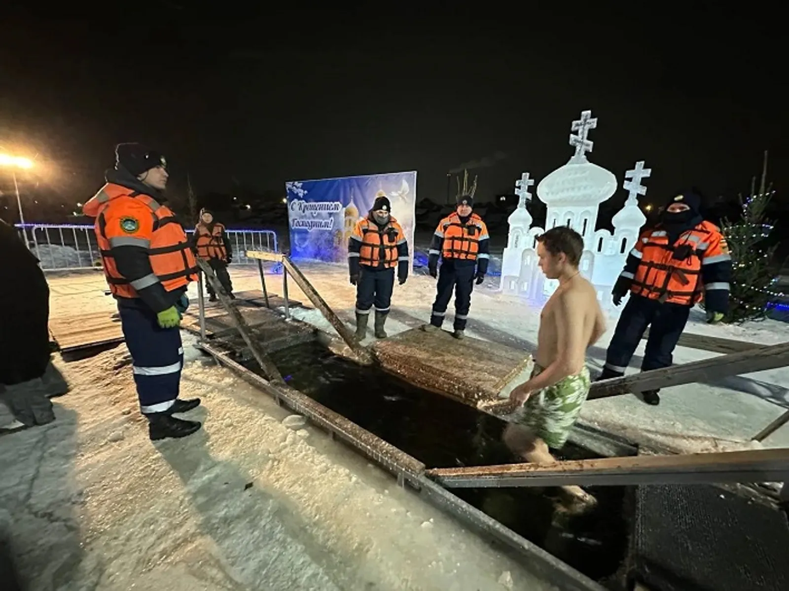 В Башкирии к полуночи в иордань окунулись свыше 6300 человек
