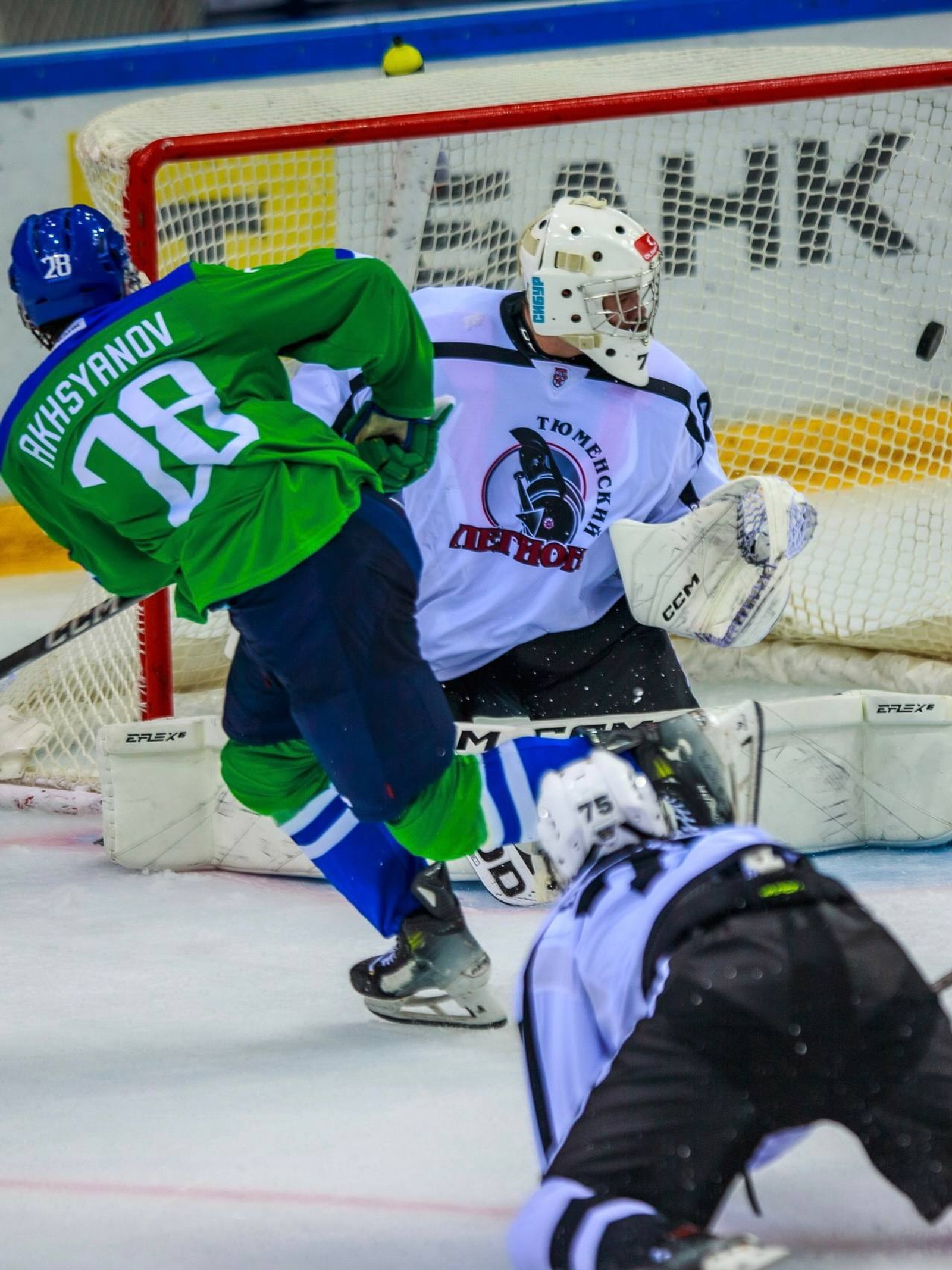Хоккеисты уфимского «Толпара» победили в Астане «Снежных Барсов»