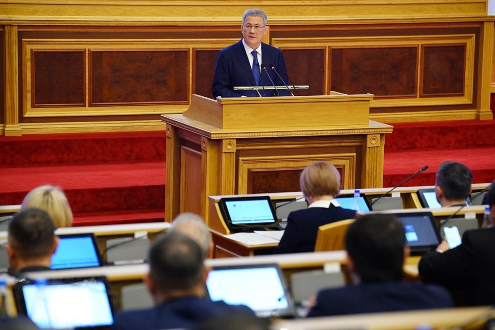 Радий Хабиров поблагодарил депутатов Госсобрания Башкирии за эффективную работу