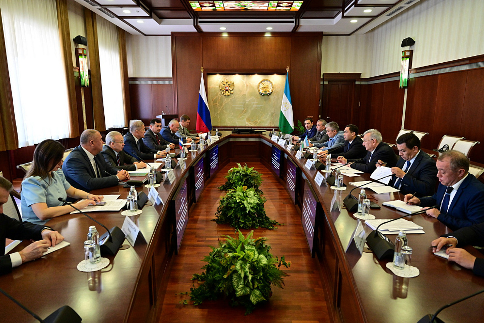 Радий Хабиров встретился с делегацией Узбекистана