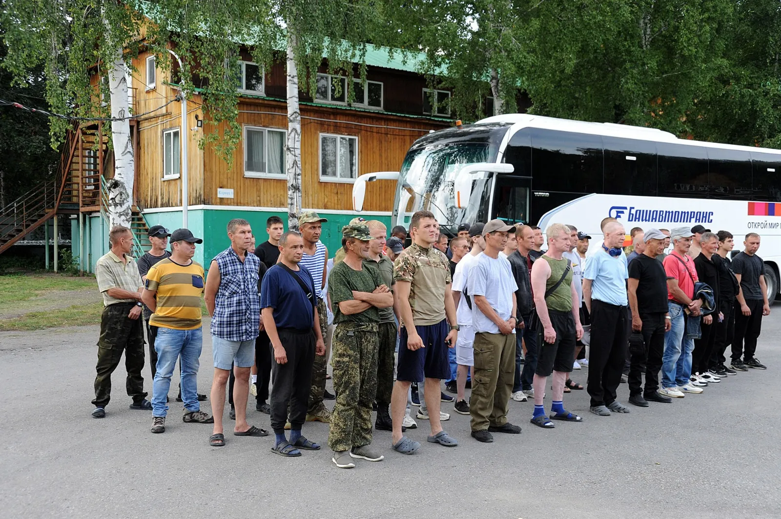 Ринат РАЗАПОВ  Формируется новое пополнение военнослужащих.