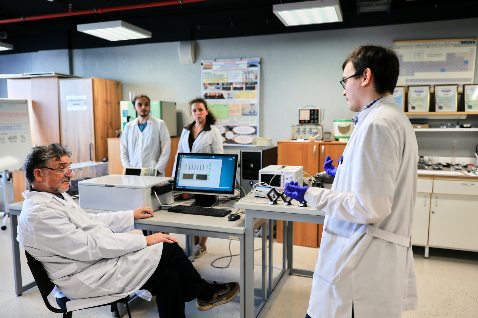 Ученые УГНТУ создали уникальную установку для производства графена. // Фото пресс-службы УГНТУ.