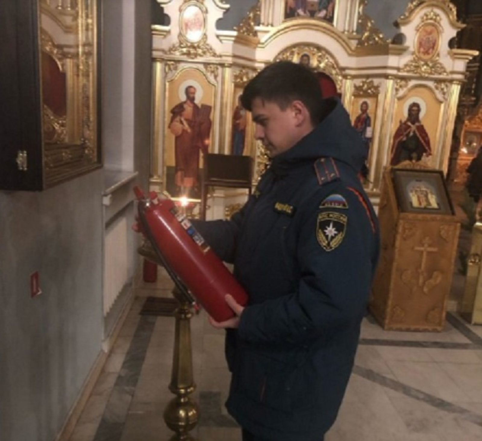 В храмах Башкирии на Пасху дежурили сотрудники МЧС