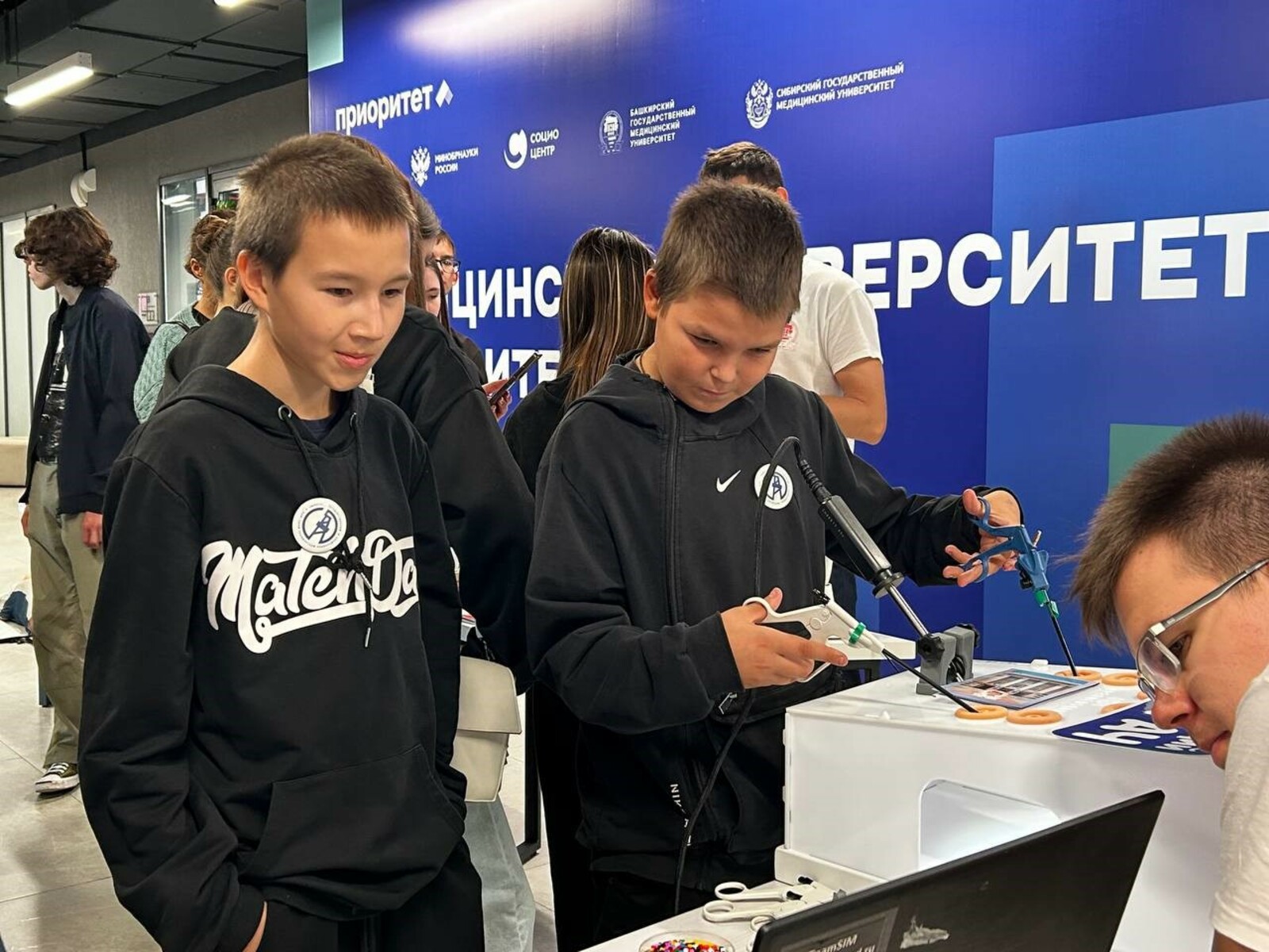 В межвузовском кампусе Уфы 350 школьников получили свой «Билет в будущее»