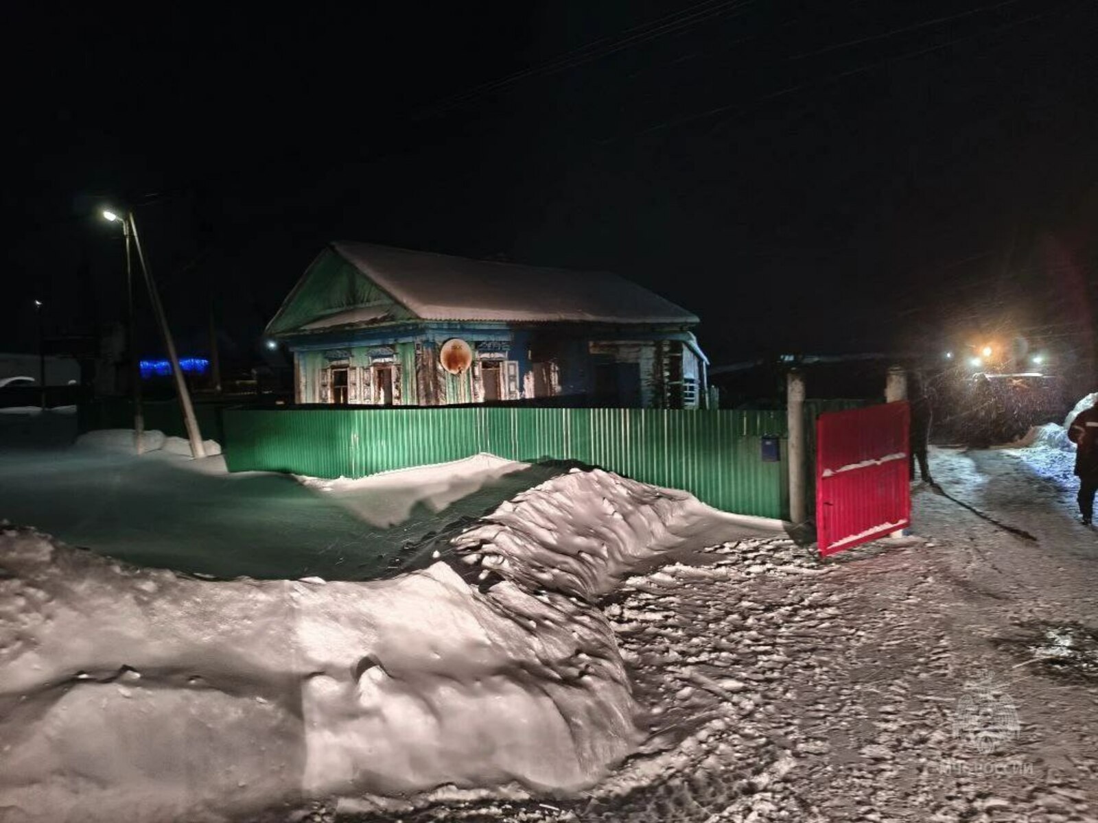 В Башкирии две семьи остались в новогоднюю ночь без имущества. Всё сгорело