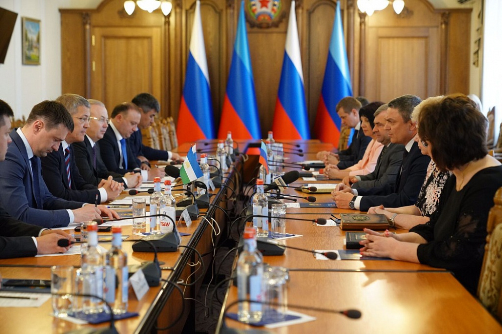 Уфа и Луганск наметили контуры сотрудничества