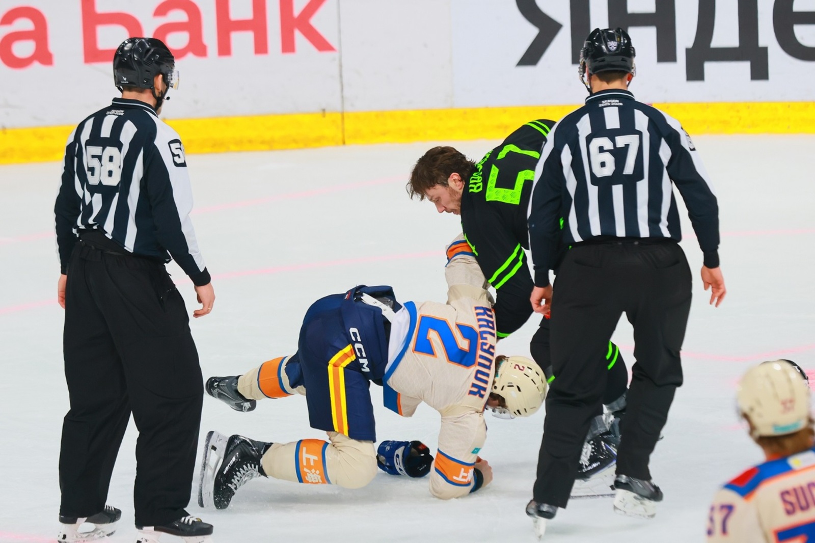 «Салават Юлаев» одержал победу над «Драконами»