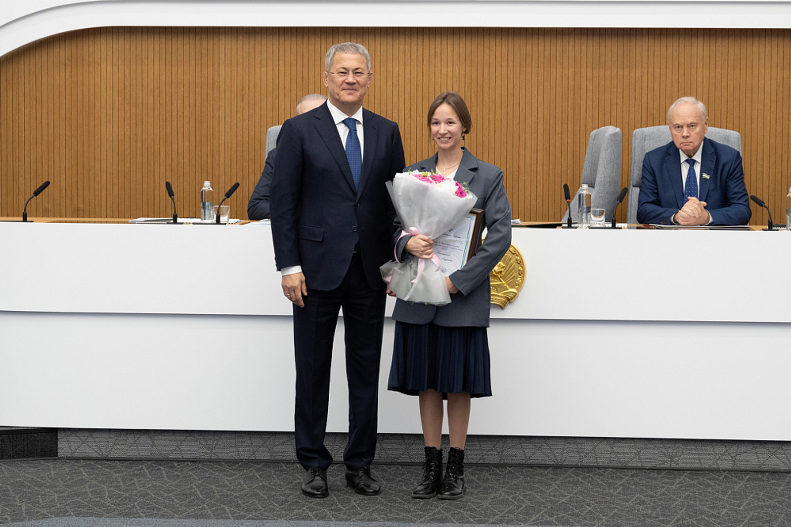 Школьница и её наставники из Уфы удостоены благодарности главы Башкирии