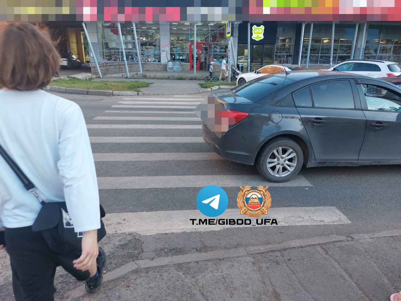 В Уфе водитель легковушки сбил женщину и её внука