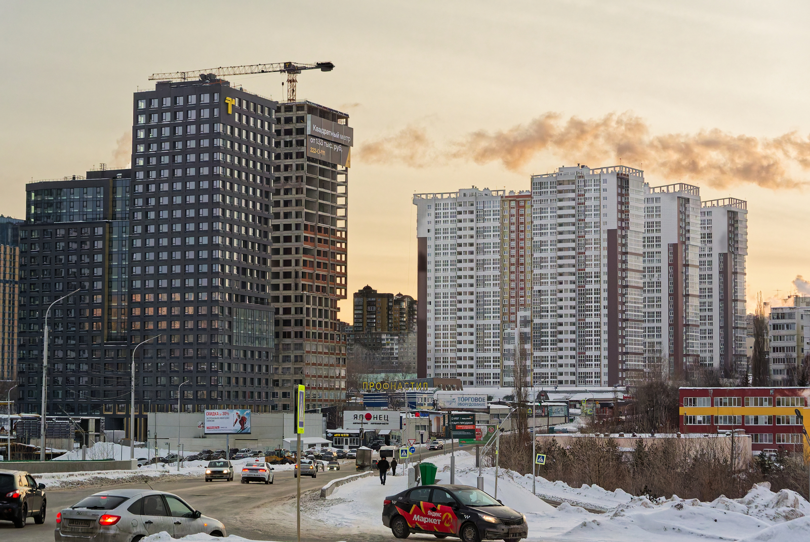 Альберт ЗАГИРОВ  Возведение многоквартирного жилья в последние годы идет высокими темпами.