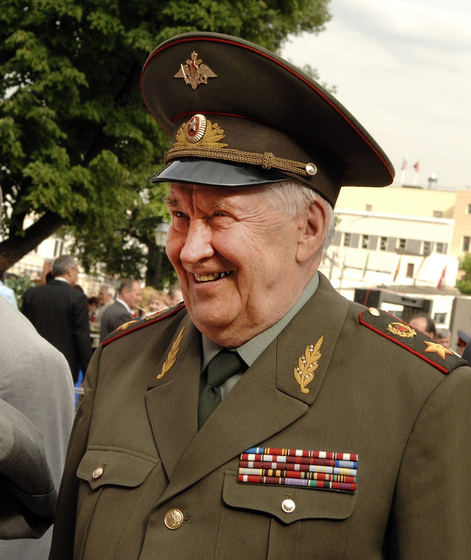 Раиф БАДЫКОВ  Генерал армии Махмут Гареев.