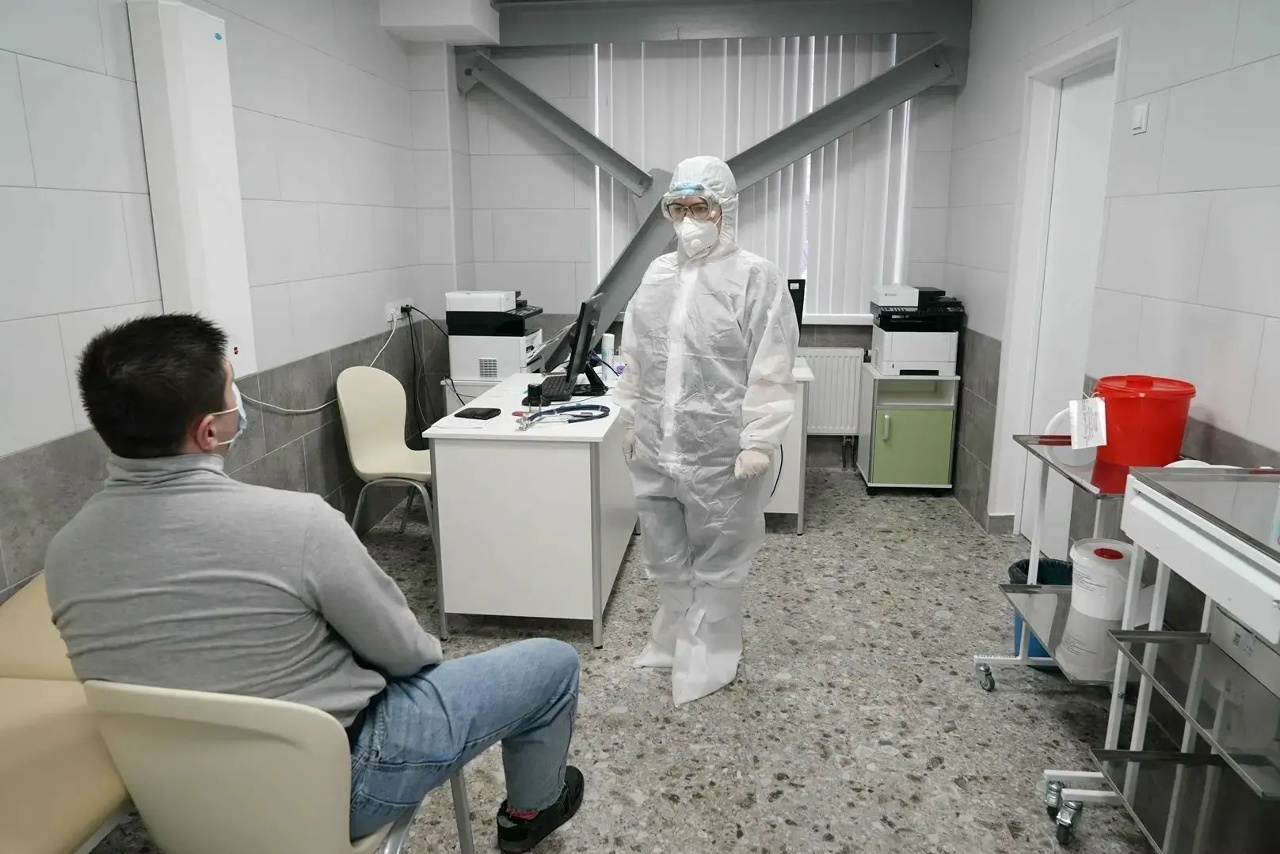 Радий Хабиров посетил отремонтированную поликлинику больницы скорой помощи в Уфе