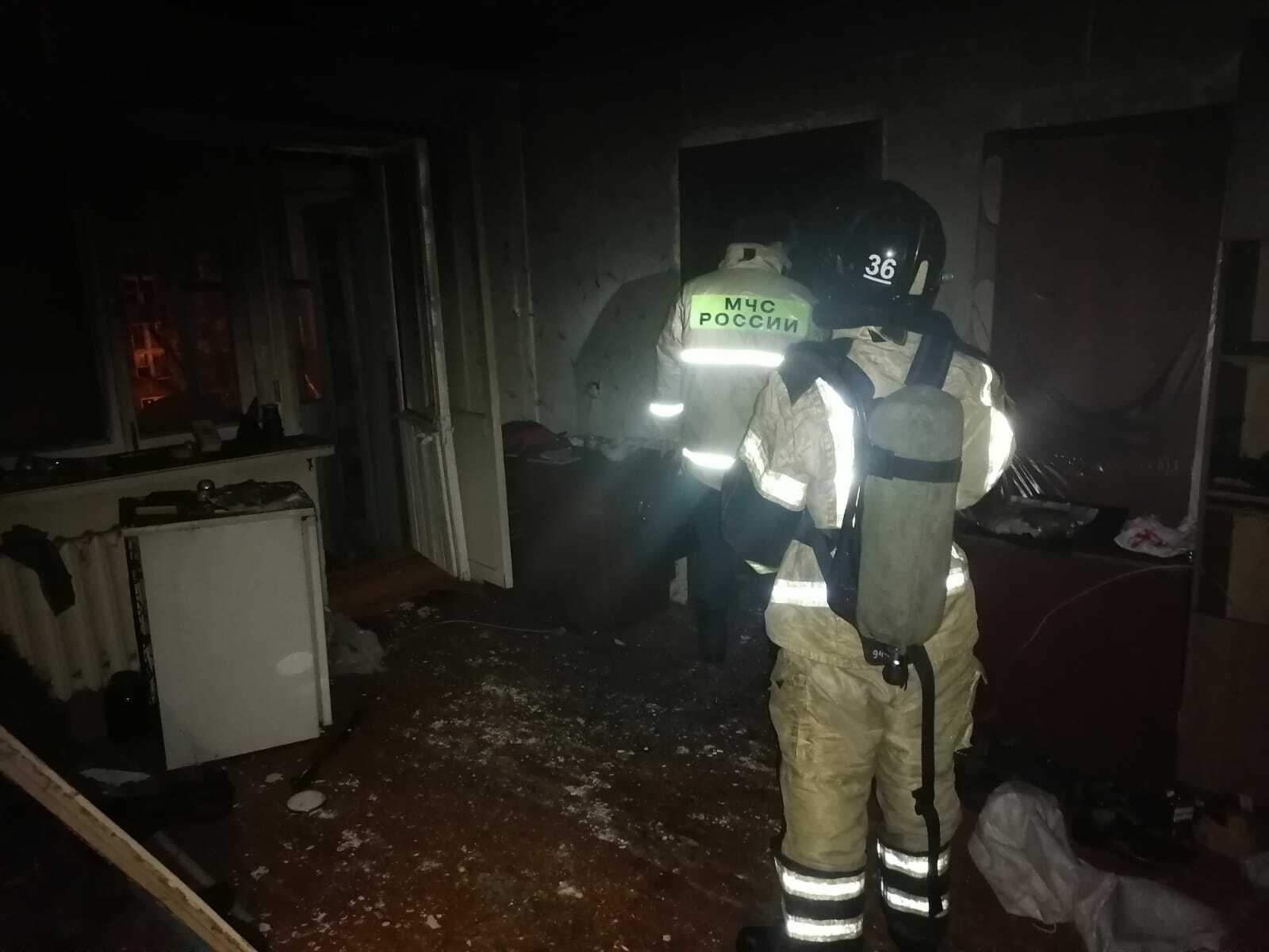 Мужчина погиб в пожаре в пятиэтажке в Салавате