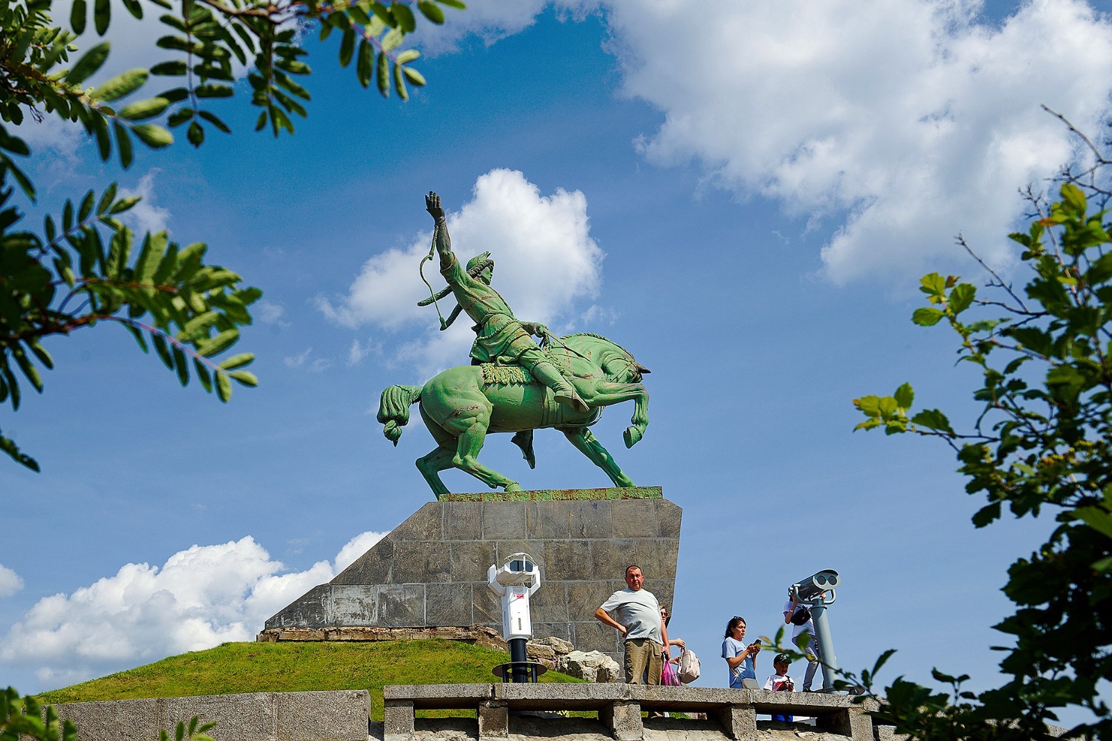 Альберт ЗАГИРОВ  Мы обязаны сохранить для потомков памятник национальному башкирскому герою.