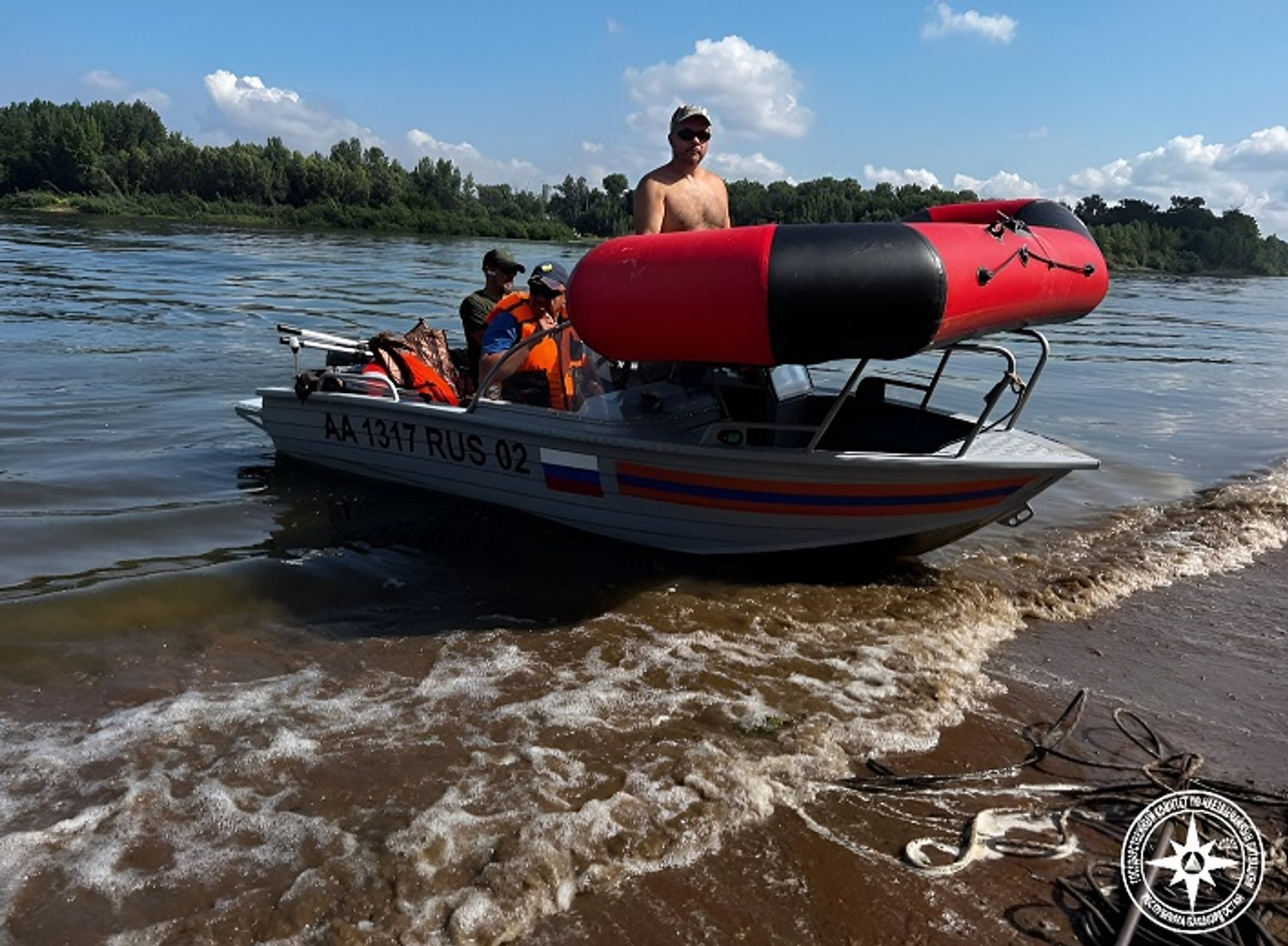 В Башкирии течением унесло лодку с человеком