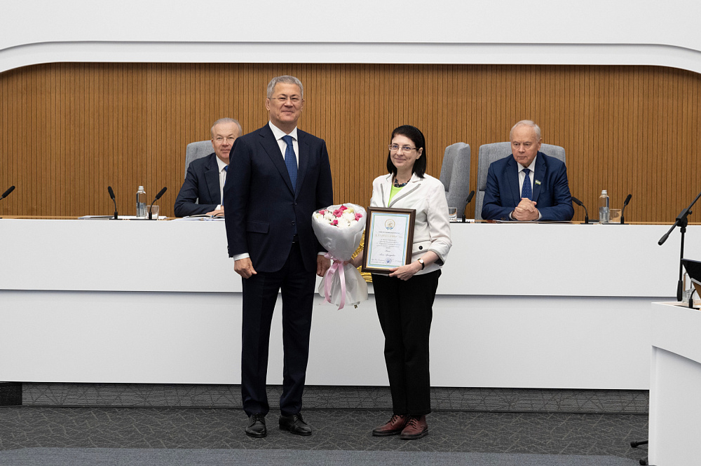 Школьница и её наставники из Уфы удостоены благодарности главы Башкирии