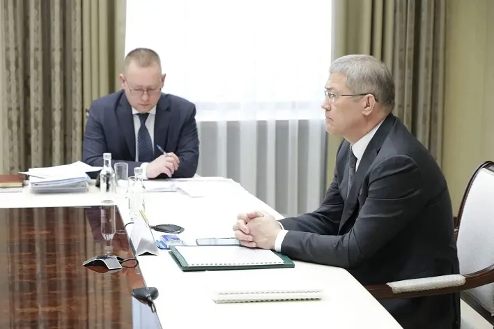 Радий Хабиров рассказал о демографической политике Башкирии на селе