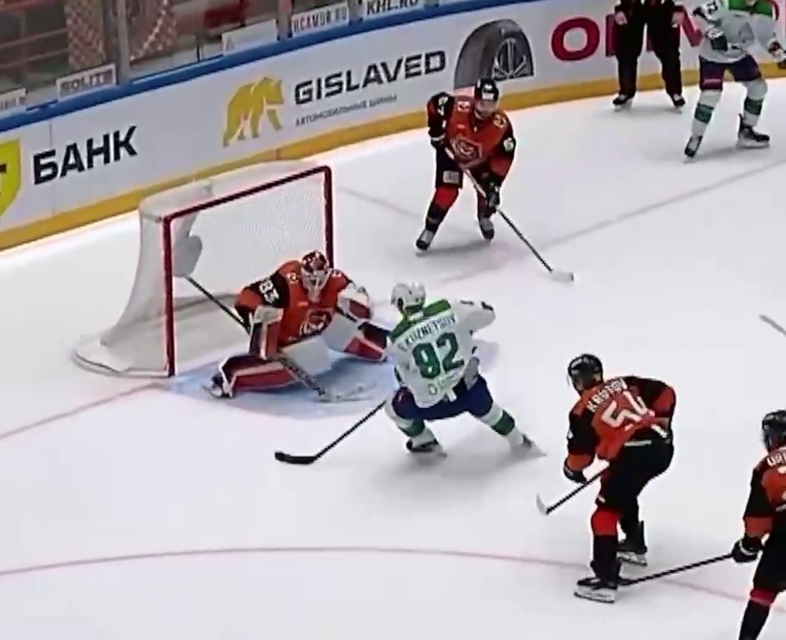 «Салават Юлаев» после победы над «Амуром» официально получил место в плей-офф