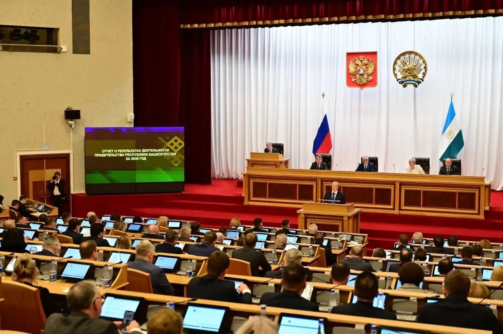 траница ВК Андрея Назарова.