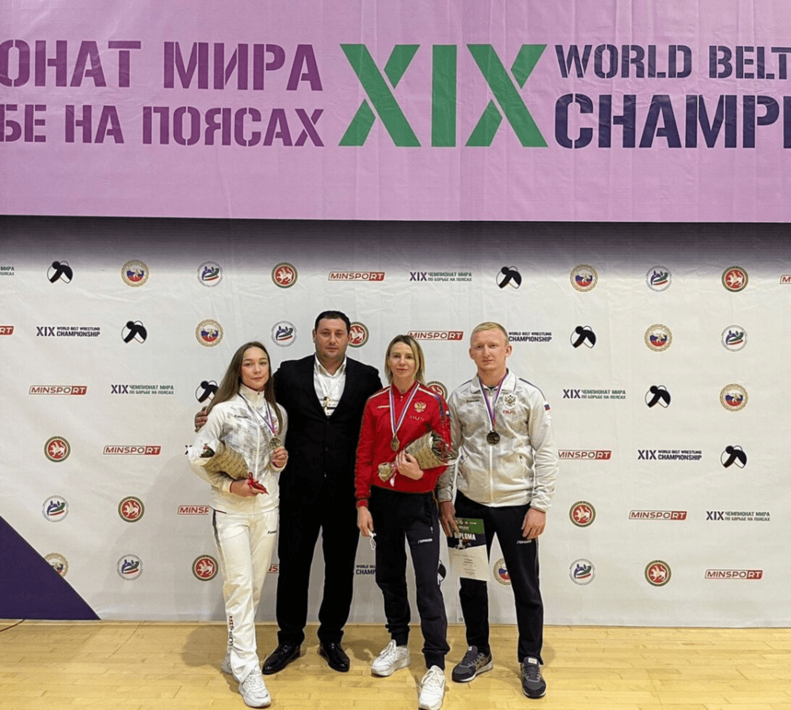 Четыре золота добыли спортсмены Башкирии на чемпионате мира по борьбе на поясах