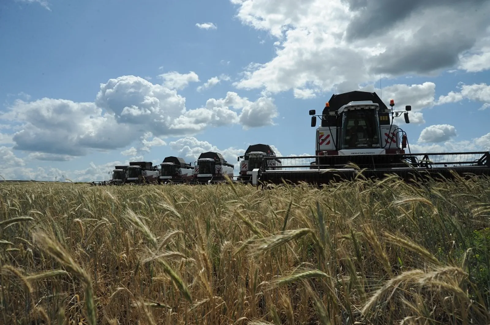 Башкирские аграрии приобрели с начала года техники на 2,8 миллиарда рублей