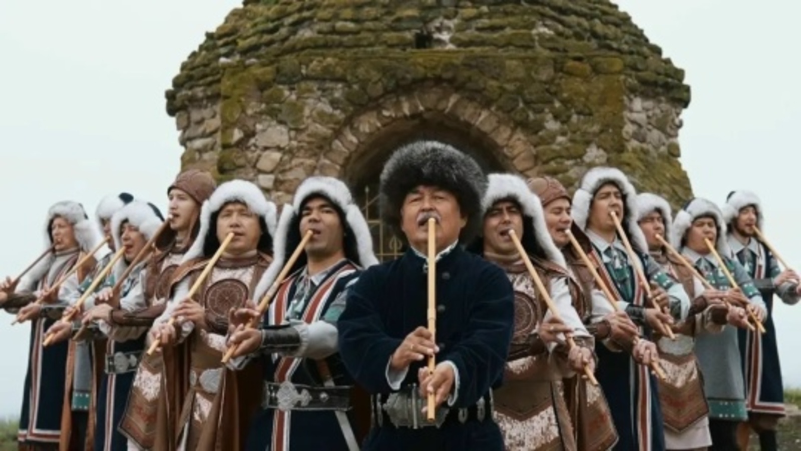 Андрей Назаров поздравил работников культуры с профессиональным праздником