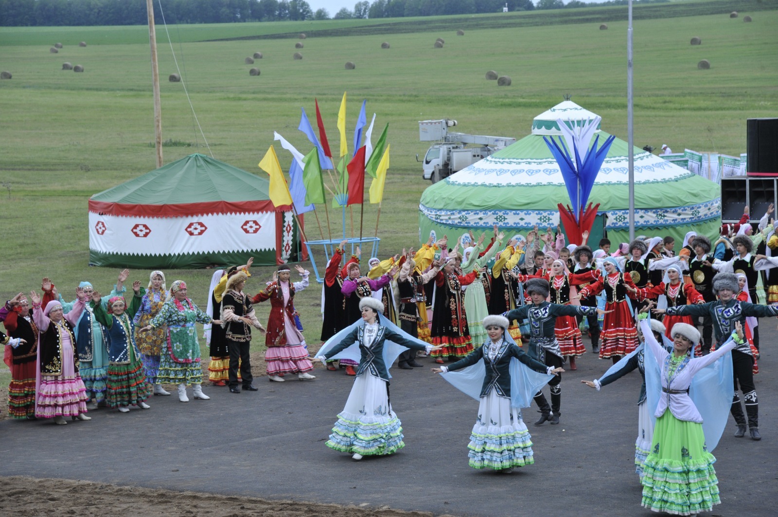 Сегодня в республике впервые будет отмечаться День национального танца