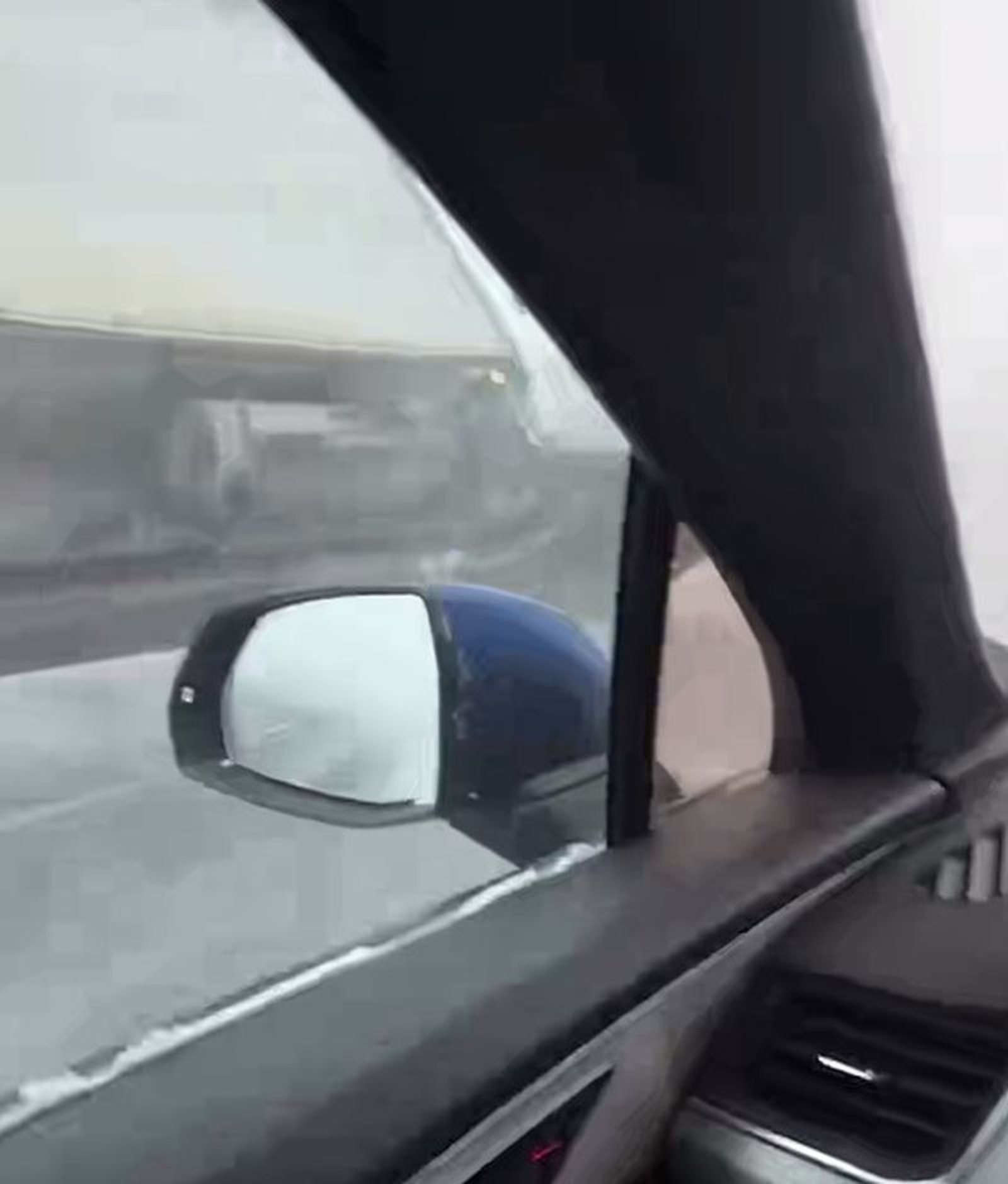 скриншот видео