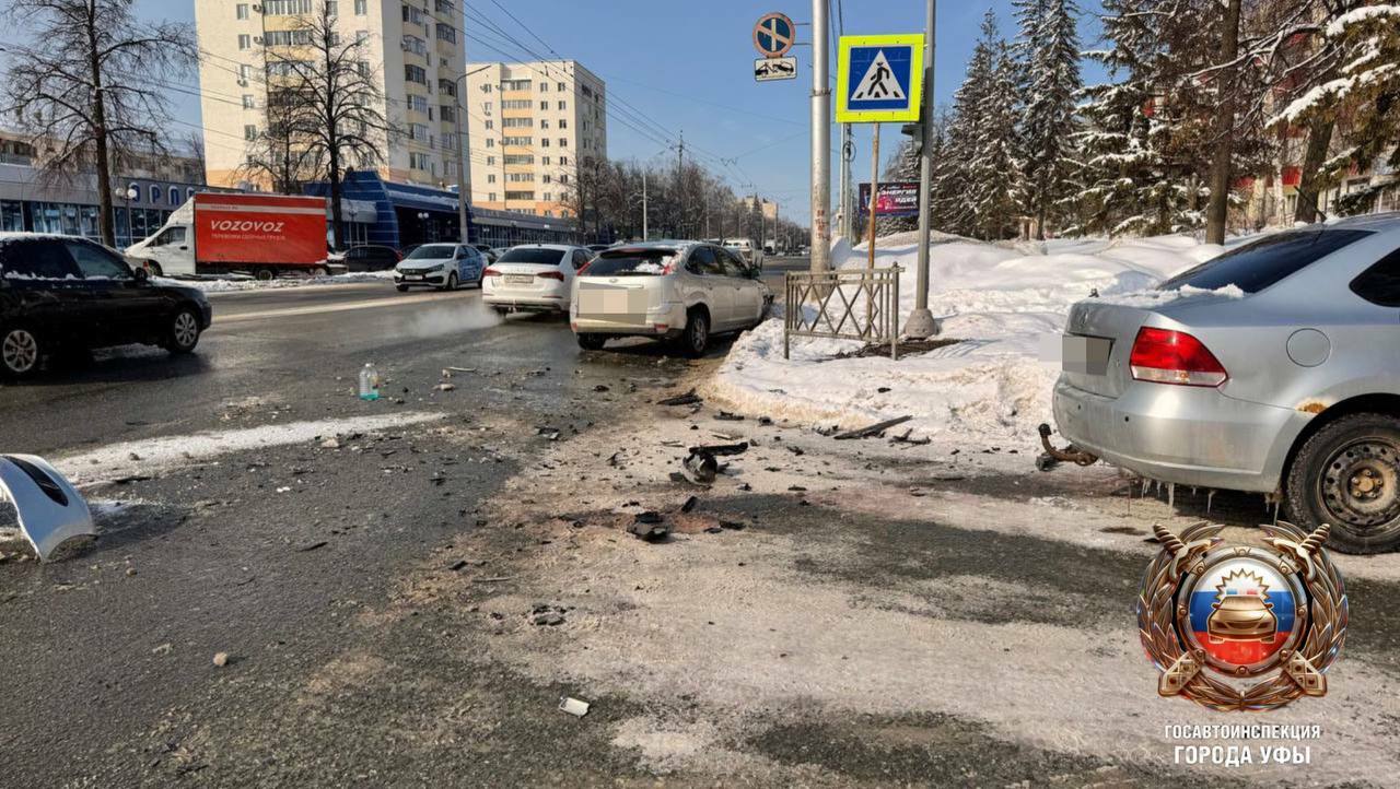 В Уфе двое детей госпитализированы после ДТП