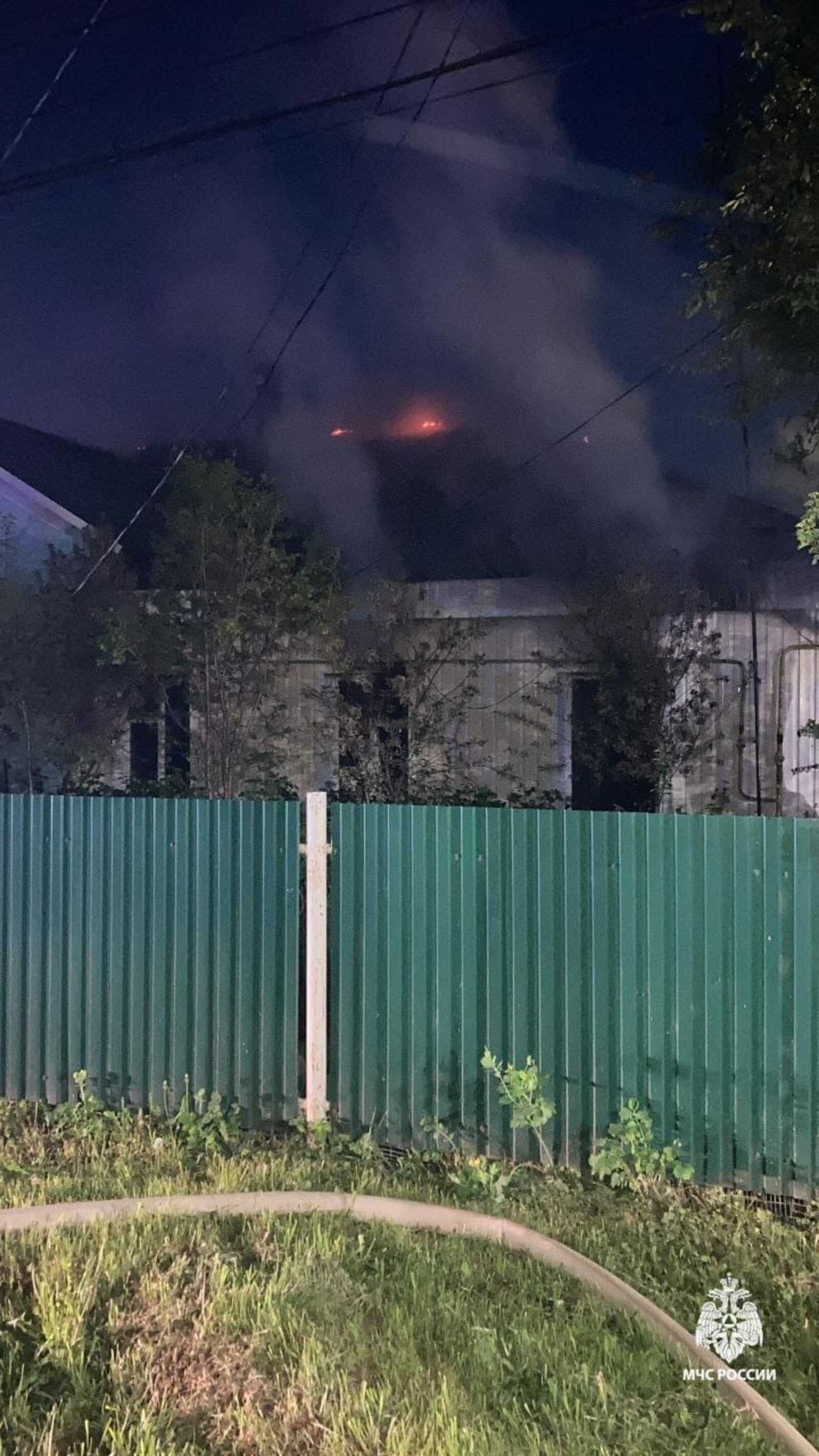 Житель Башкирии поджёг дом, где находились его тёща и жена