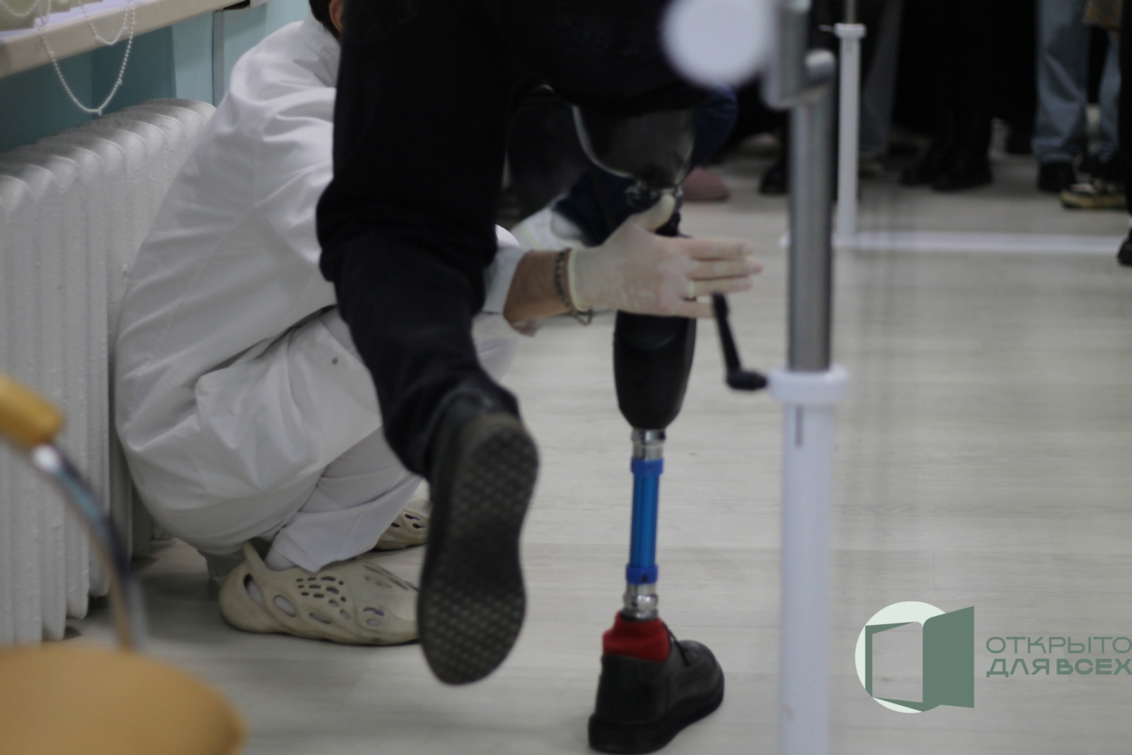 В Уфе школьники побывали на предприятии по выпуску протезов