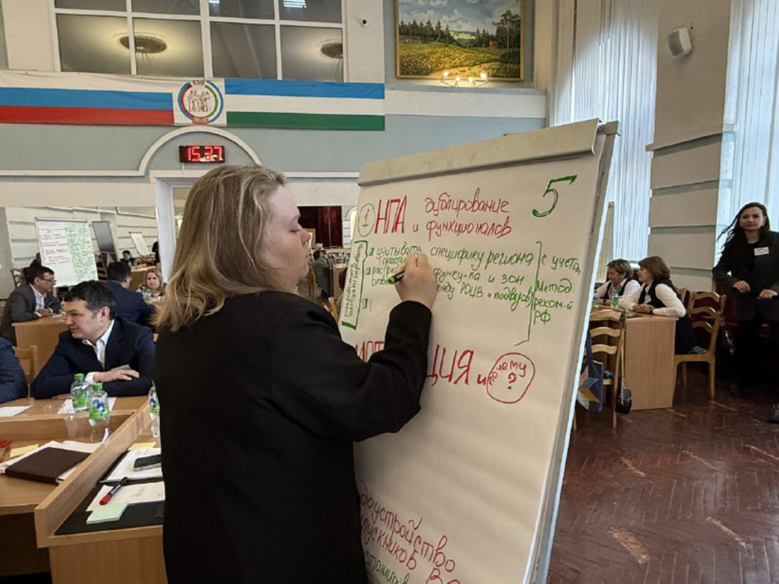 Специалисты готовы сопровождать соискателей на всех этапах. // Фото кадрового центра «Работа России» РБ.