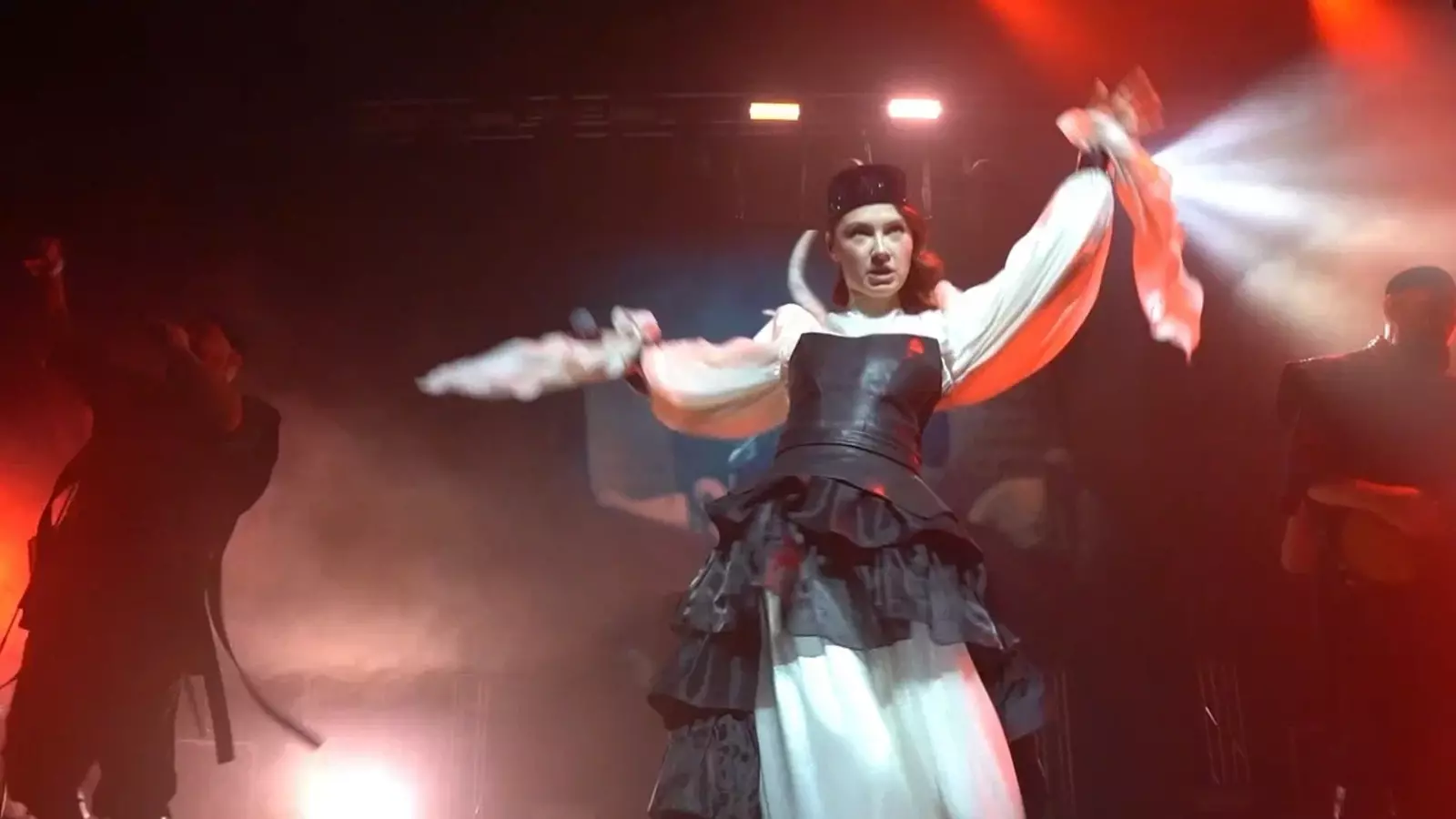 В новогоднюю ночь телеканал БСТ покажет концерт группы Ay Yola