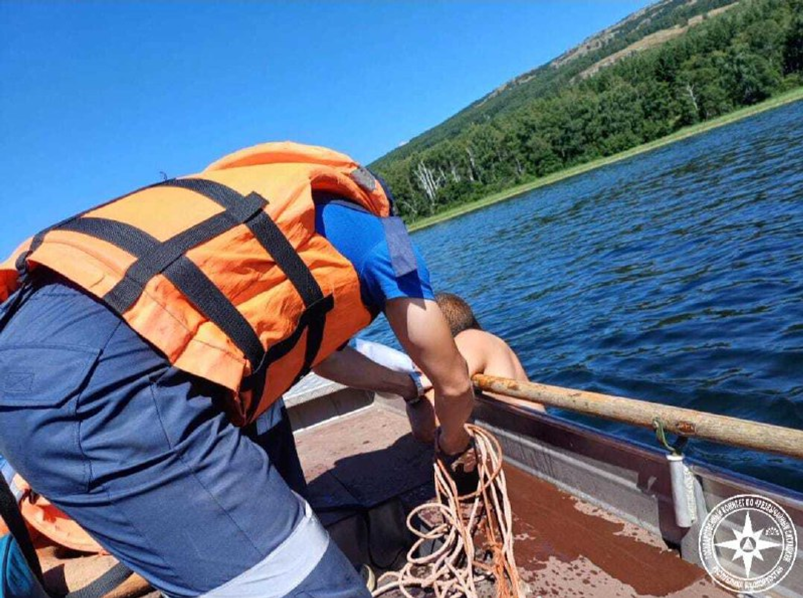 В Башкирии мужчине в нетрезвом состоянии не дали переплыть озеро