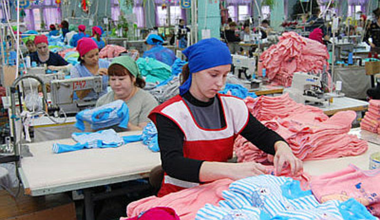 Фабрика дает работу многим женщинам Ишембая
