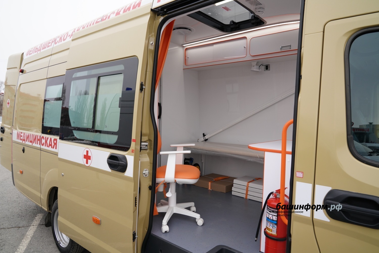 В больницы Башкирии отправились 65 новых специализированных автомобилей