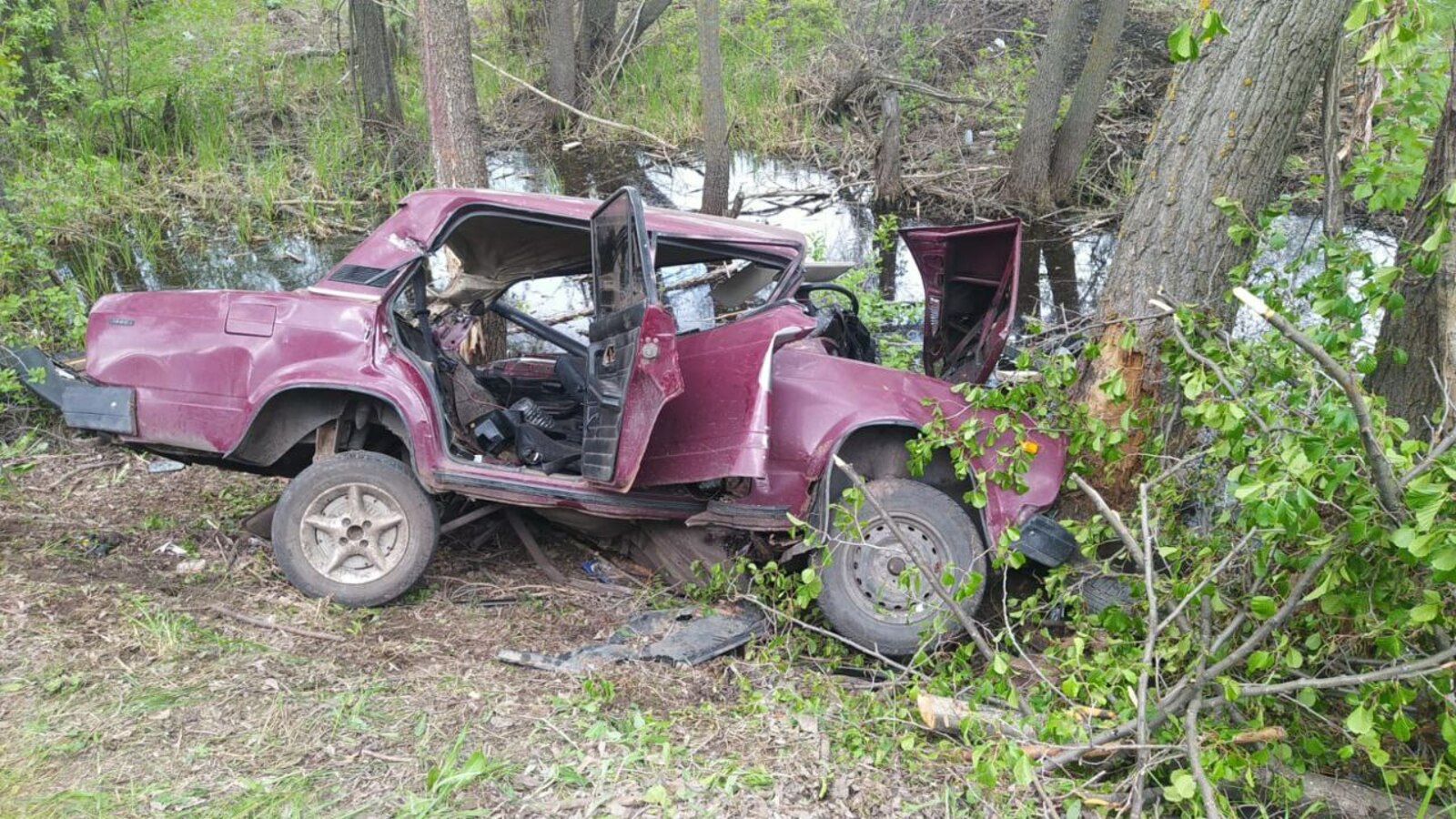 В Уфимском районе погибла 31-летняя пассажирка ВАЗ-2107