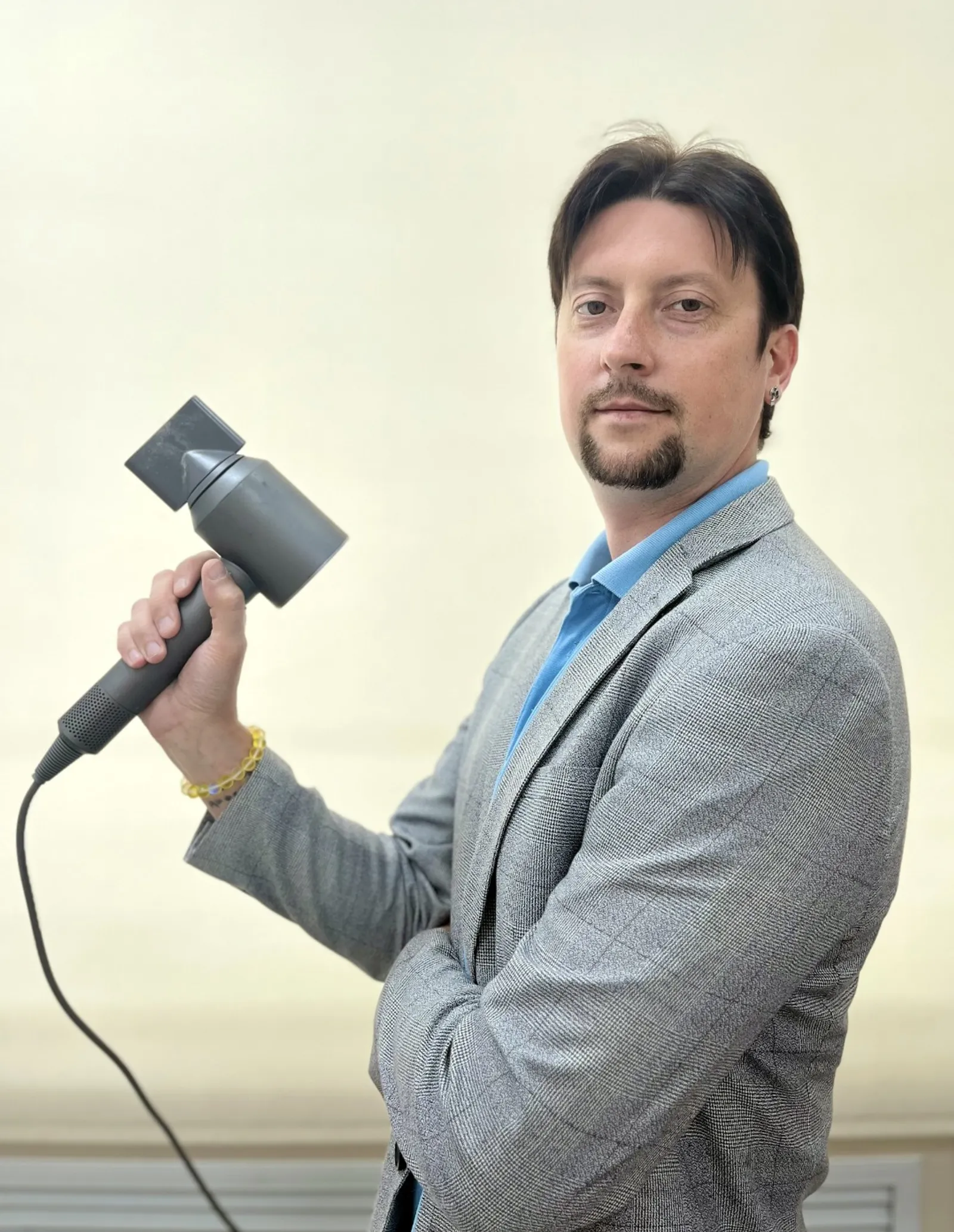 Дмитрий КОЛОМИЕЦ Ярослав Хохлов успел девять лет поработать водителем большегрузов.