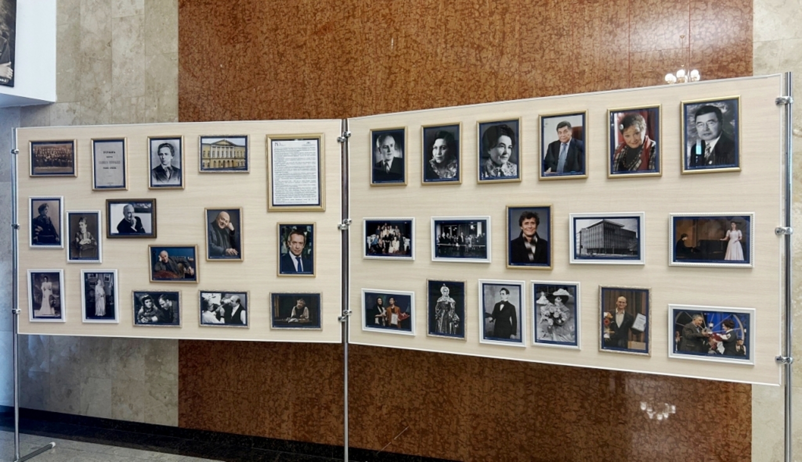 В Уфе открылась фотовыставка к 150-летию Союза театральных деятелей России