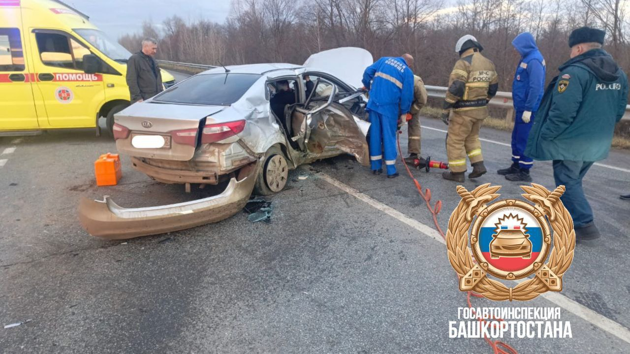 В Башкирии четыре человека пострадали в массовом ДТП