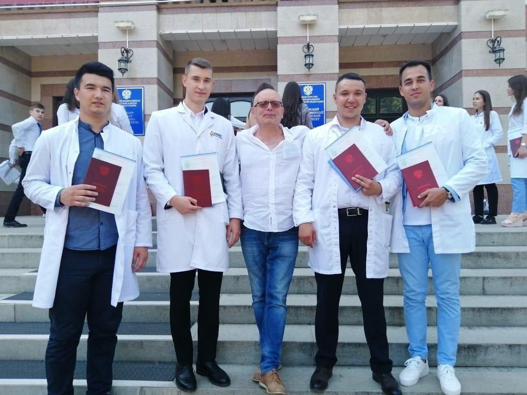 Радий Хабиров рассказал о династии врачей Измайловых